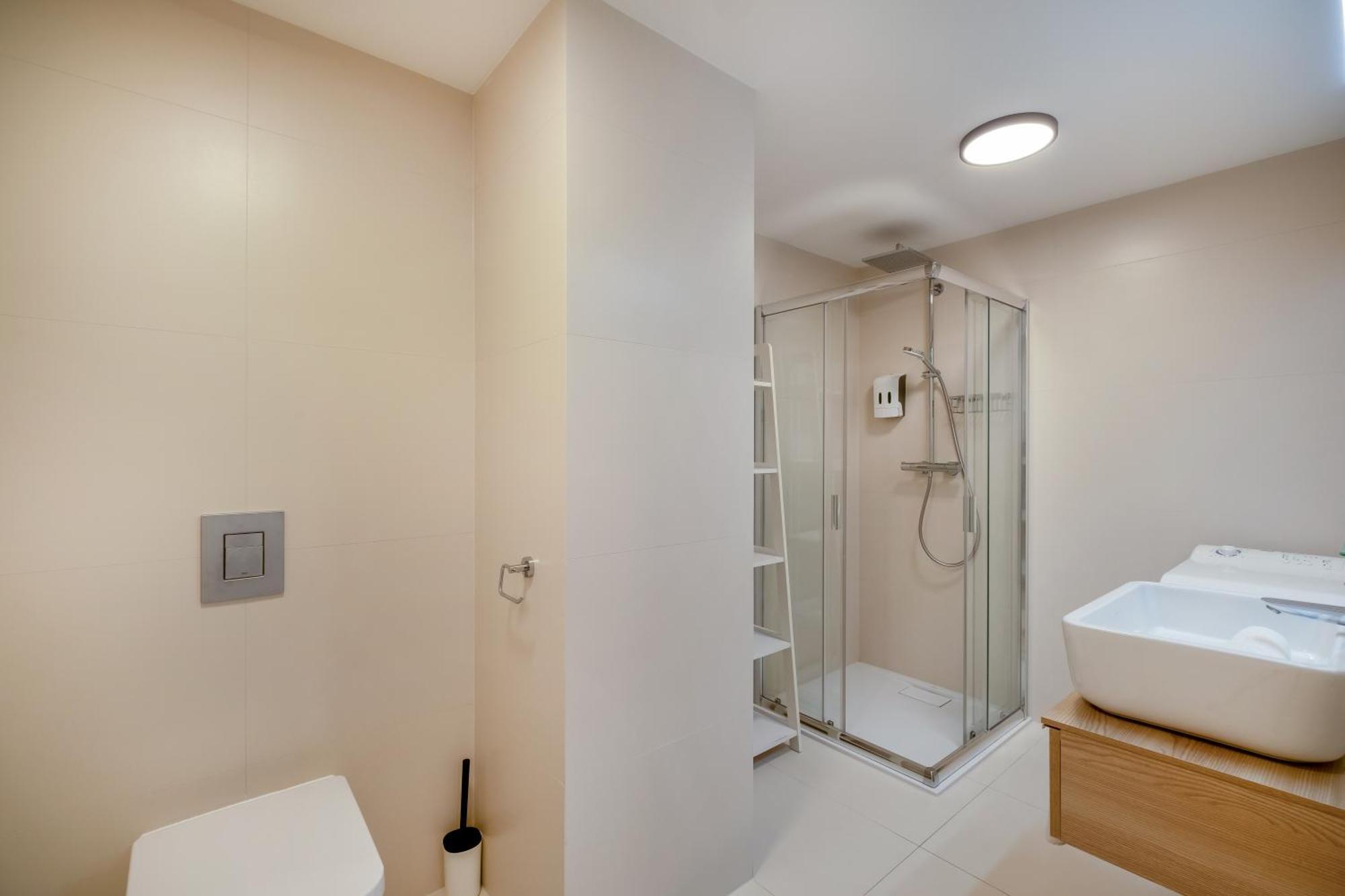 Myflat Coral 52 Duplex Penthouse *